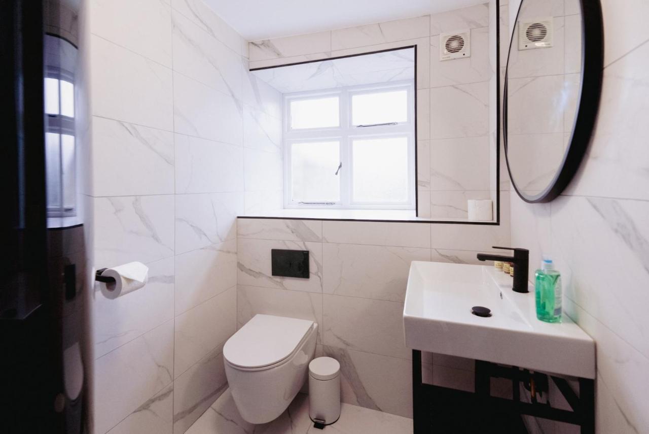 פיקרינג Host & Stay - Iris Cottage מראה חיצוני תמונה